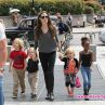 Анджелина Джоли и Брад Пит с още три деца!