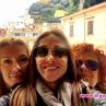 Мария, Алекс и Люси Дяковска заедно в Италия