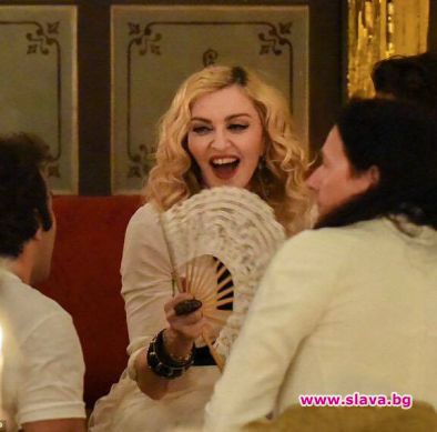 Мадона празнува РД в Куба