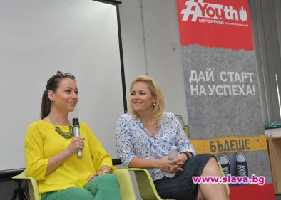 Лора Крумова и Галя Щърбева представиха професията журналист 