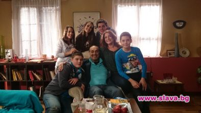 Две семейства, по балкански забавни и чаровни, ще се преоткрият