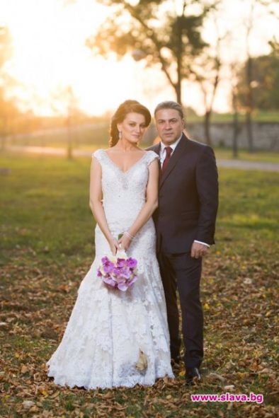 Фронтменът на Б Т Р Наско Пенев показа снимки от сватбата си