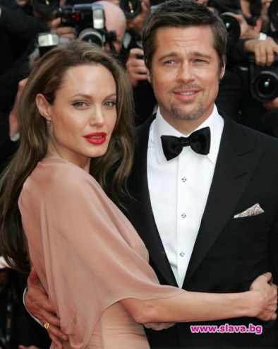 За разрива на отношенията и развода между Анджелина Джоли и