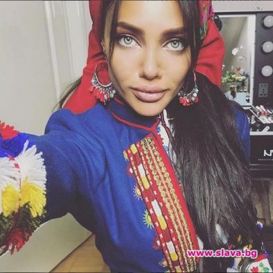 Съпругата на Благой Георгиев Есмер отпразнува Хелоуин облечена в