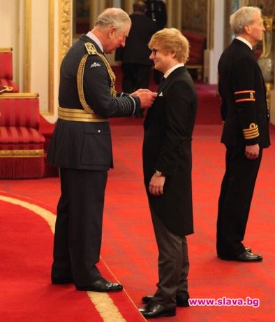 Изпълнителят Ед Шийрън получи Ордена на Британската империя който му