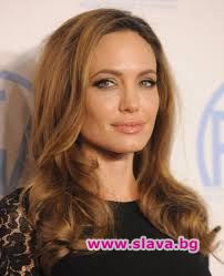 Филмът на Анджелина Джоли - Първо убиха баща ми, както