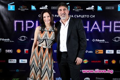 Целият звезден каст на най новия български филм Привличане снощи мина
