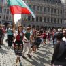 Хиляди българи и чужденци се хванаха за ръце на Голямото хоро в Брюксел
