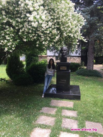Тодор Славков пусна във фейсбук снимка на дъщеря си Катерина