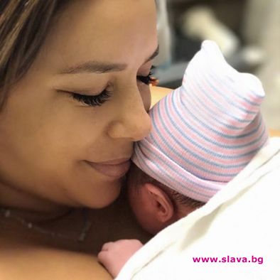 Отчаяната съпруга актрисата Ева Лонгория роди първото си дете