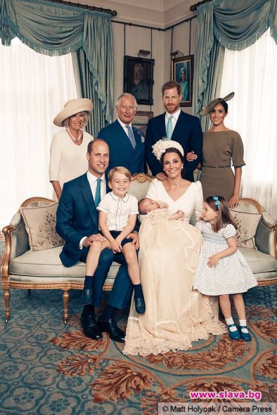 Кръщене: Принц Луи до семейството си