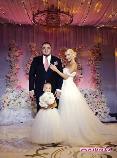 Светлана и Христиан Гущерови показаха уникалните си сватбени снимки с