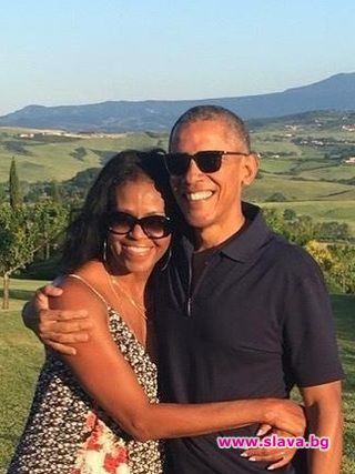 Бившият президент на САЩ Барак Обама отбеляза със съпругата си