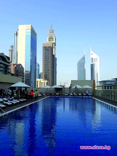 Дубай на практика е град с население, колкото София. И,