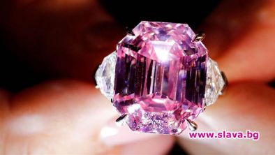 Рядък 19-каратов розов диамант беше продаден за над 50 милиона