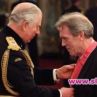 Хю Лори стана командир на Ордена на Британската империя