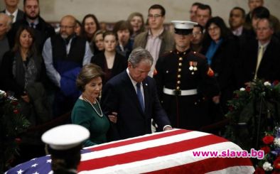 Американците се сбогуваха с 41 вия си президент Джордж Буш