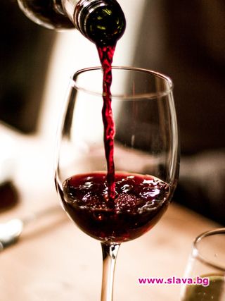 Учени: Чаша вино на ден гони болестите