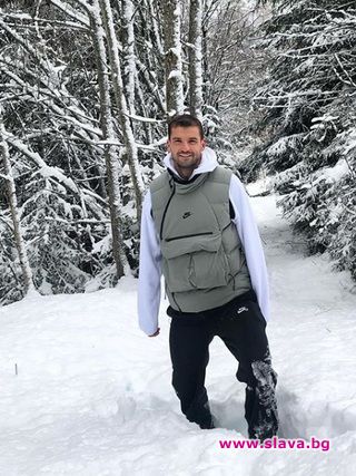 Григор Димитров отмаря в планината