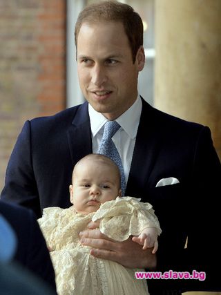 Принц Уилям ще пропусне първия рожден ден на малкия си