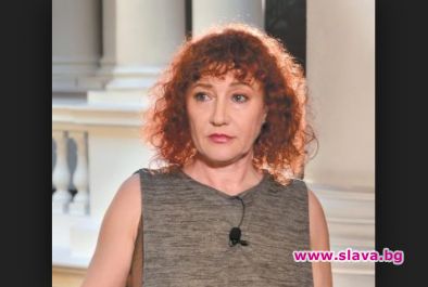 Свалената от ефира на БНТ Валя Ахчиева няма никакво намерение