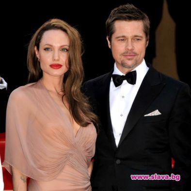 Сагата с развода на Анджелина Джоли и Брад Пит продължи
