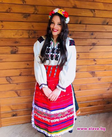 22 годишната дъщеря на поп фолк примата Глория Симона Загорова