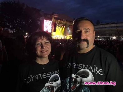Цвета Караянчева със съпруга си на концерта на Whitesnake