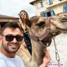 Джулиана Гани глези камили в Слънчев бряг