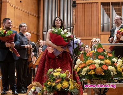 Соня Йончева изнесе концерт в столичната зала България а билетите