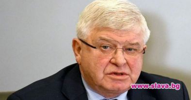 Здравният министър Кирил Ананиев издаде заповед с която удължава до