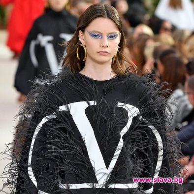 Valentino дава старт на новата ера в модата след коронавируса Едно