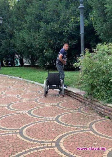 Просяк инвалид проходи изненадващо На мъжа му се наложи да