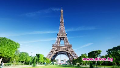 Туристите и жителите на Париж от днес отново могат да