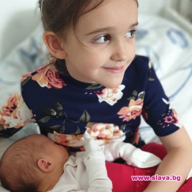 Първа снимка на своята новородена дъщеря показа Дичо Певецът сподели