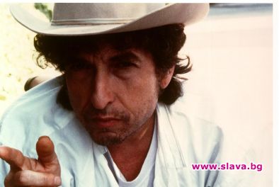 Американският изпълнител Bob Dylan се завърна с 39 тия си студиен