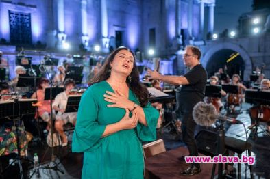 Световноизвестната оперна звезда Соня Йончева отложи концерта си част от