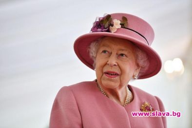 Британската кралица Елизабет Втора има ново кученце от породата корги,