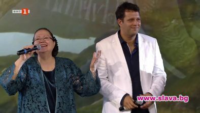 Боян Михайлов и майка му Ваня Костова са успели да