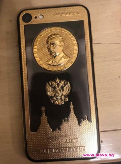 Уникален златен Iphone с гравирания лик на руския президент Владимир