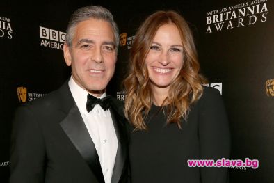 Джордж Клуни и Джулия Робъртс се отправят към Австралия където