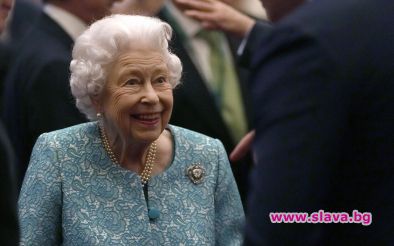 Кралица Елизабет II използва инвалидна количка и отменя ангажименти, защото