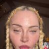 Мадона с лице назаем