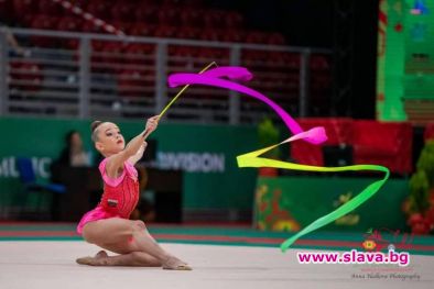 Малката голяма българска фурия Стилияна Николова 3 финала 3 сребърни медала