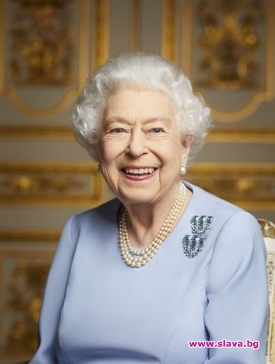 Бъкингамският дворец пусна нов и последен портрет на кралица Елизабет