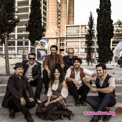 Испанската група Barcelona Gipsy balKan Orchestra  ще гостува в България