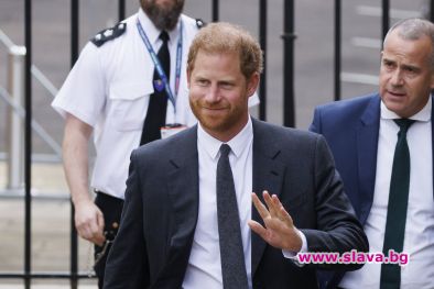 Британски таблоид се извини на принц Хари, че е търсил