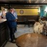 Собственик на ирландски пъб възстановява бара от Баншите от Инишерин