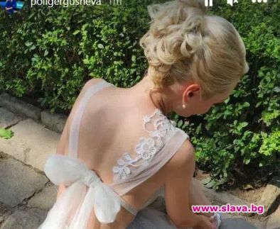 Новинарката на bTV Поли Гергушева вдигна сватба а атрактивния й