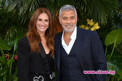 Клуни реагира на Робъртс, която нарече сцената им с целувки нелепа